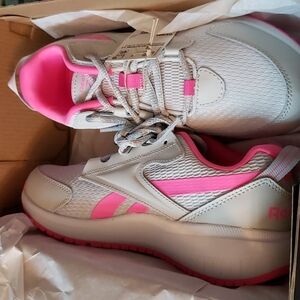REEBOK Girls Sneakers 💖